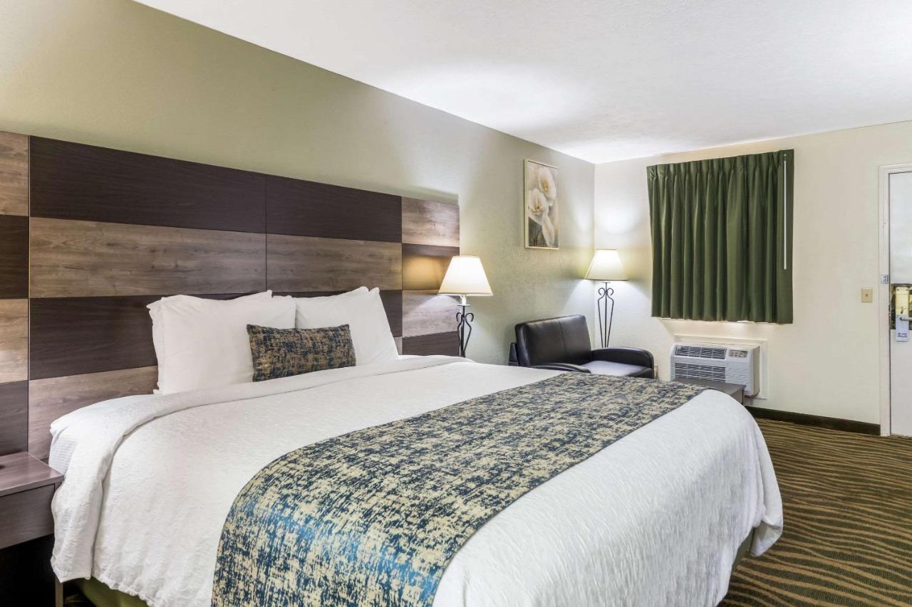 Rodeway Inn Cadiz Eksteriør bilde
